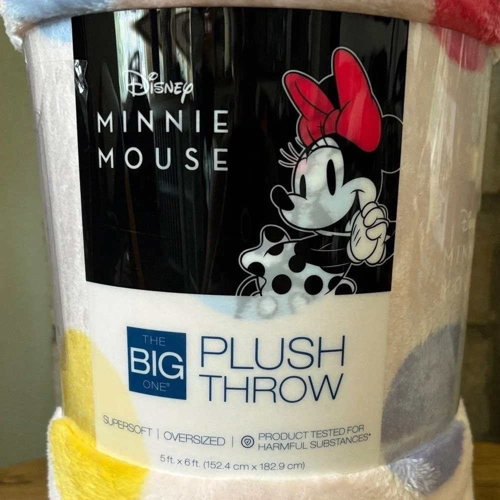 NEW Disney Big One Minnie Mouse Polka Dot Soft Throw Blanket Oversized 5